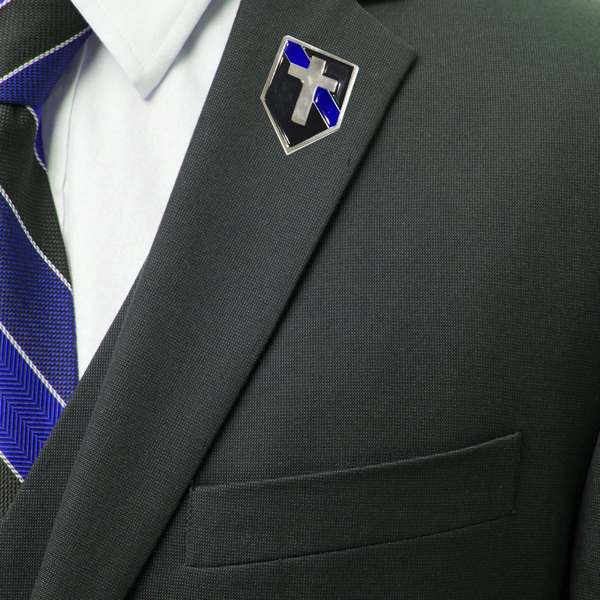 Thin Blue Line Police Chaplains Christian Cross Lapel Pin – abrotherhood